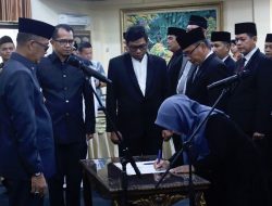 Sekda Lampung Timur Rustam Effendi Lantik 29 Pejabat Administrator